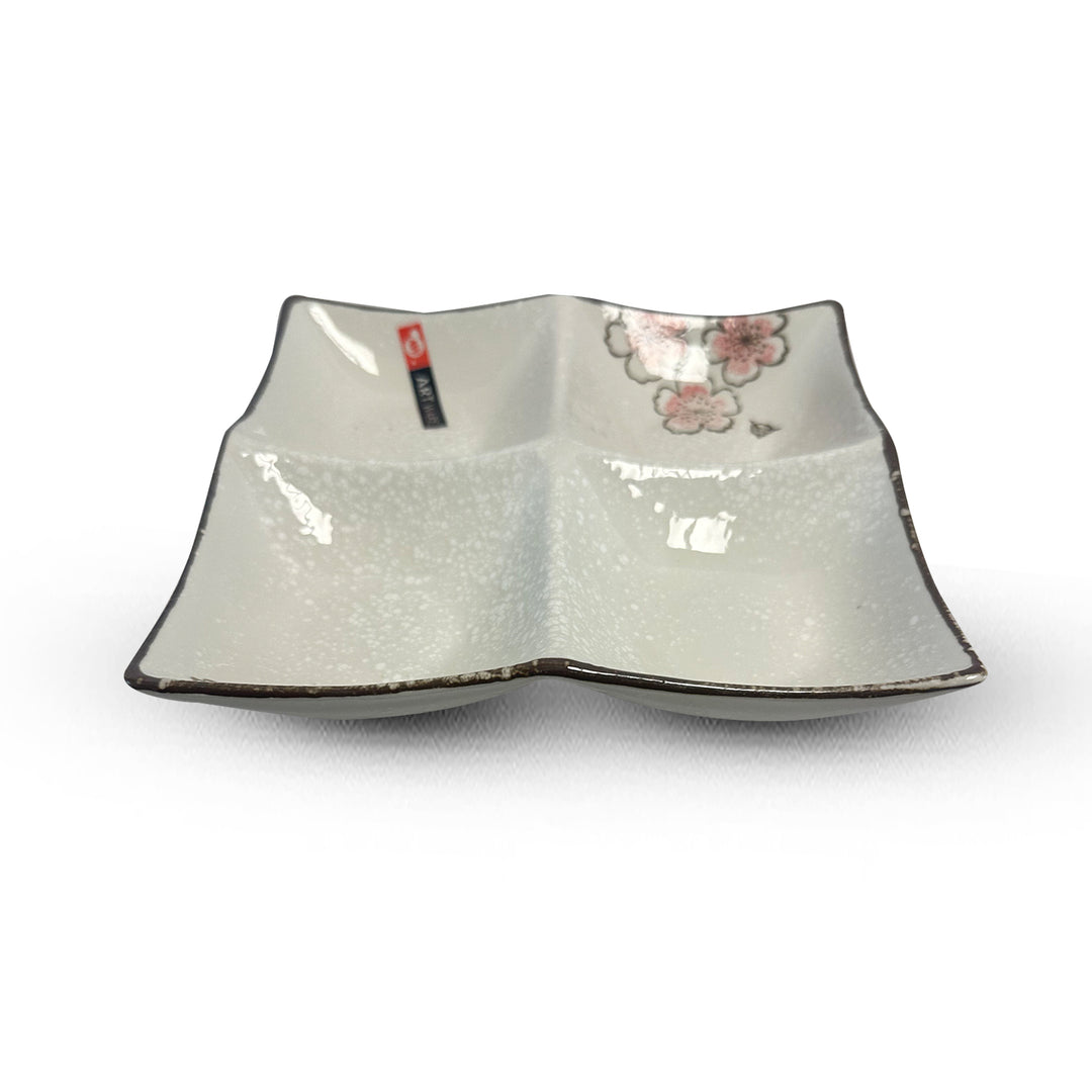 Plum Blossom Divided Plate 18CM